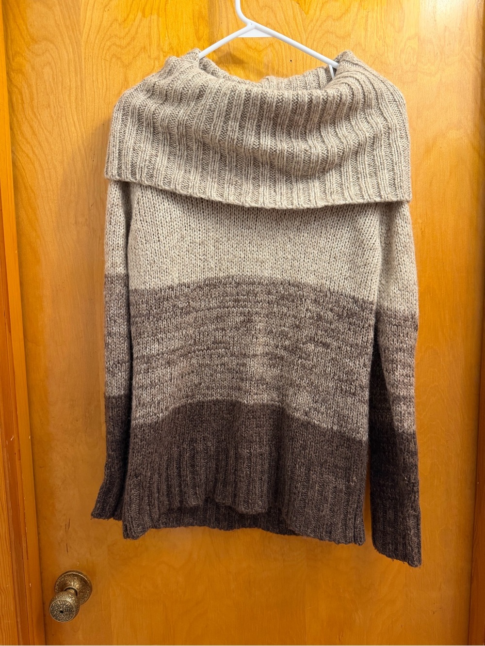 Lucy & Laurel Ombre Fold-Over Cowl Neck Sweater - Beige to Brown size L